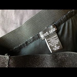 Skirt from wet seal!